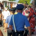 Bambino si perde alla Fiera, i Carabinieri lo scortano dai genitori