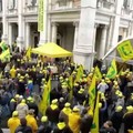 Crisi agricoltura, il Ministro Centinaio ha incontrato Coldiretti a Roma