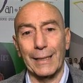 Bepi Costantino presenta a Giovinazzo  "Si può "