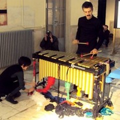 Una rincorsa tra note, forme e versi