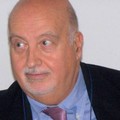 Ettore Catalano presenta a Giovinazzo il libro "Il complesso di Chirone "