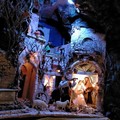 Un presepe artistico in un condominio di Giovinazzo