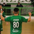 Ferreira Praciano fa rialzare il Giovinazzo C5. Col Catanzaro è 3-3