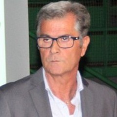 Brutta sconfitta, Favuzzi si dimette