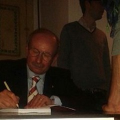 Michele Salomone conquista i lettori giovinazzesi