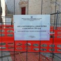 Sigilli allo scavo archeologico di via Marina: chi ha spostato la colonna?