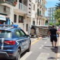 Paura in via Devenuto. Perde il controllo dell’auto e si ribalta