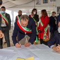  "Pedalare, correre e nuotare per viaggiare ": siglato a Mattinata accordo. Giovinazzo c'è