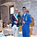 L'icona di Maria SS di Corsignano donata al comandante delle Frecce Tricolori