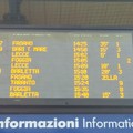 Persone sui binari, nuova quotidiana odissea per i pendolari giovinazzesi