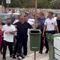 Incrociano la Polizia Locale e aggrediscono un agente: due denunciati