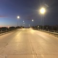 Accesa la pubblica illuminazione sul cavalcaferrovia di via Daconto