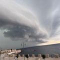 Nuvole enormi e basse: arriva il maltempo su Giovinazzo