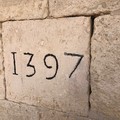Ripulita scritta vandalica dall'epigrafe sulla chiesa dello Spirito Santo