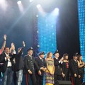 Piazza Vittorio Emanuele II gremita per lo show  "Portati una sedia "