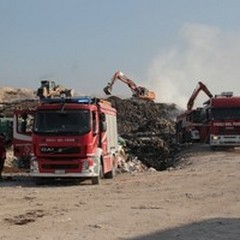 Fiamme a San Pietro Pago nell'impianto Daneco
