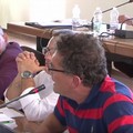 L'opposizione scende in piazza: comizio del Partito Democratico