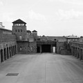 Shoah, oggi tocca a "C'era una volta un lager "