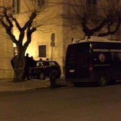 Agguato a mezzanotte, ucciso un 21enne