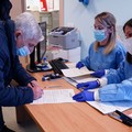 Vaccino Covid, dal 29 marzo potranno prenotarlo over 70 e 60 e categorie fragili