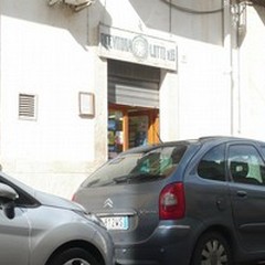 Assalto armato alla ricevitoria: rapina da 1.000 euro