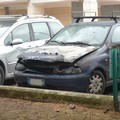 Ci risiamo. Auto in fiamme in via Di Vittorio