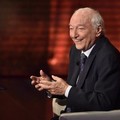 Addio a Piero Angela, icona senza tempo del garbo in tv