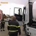 Ai Vigili del Fuoco un autoarticolato sequestrato a Giovinazzo