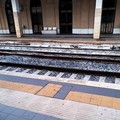 Una leggerezza pericolosissima in stazione