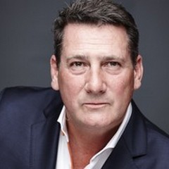 Tony Hadley si prepara ad incantare Molfetta