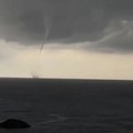 Trombe marine e tanta pioggia su Giovinazzo. Ma è andata peggio altrove