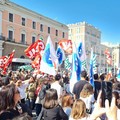 Vertenza Network Contacts, dipendenti in piazza a Bari