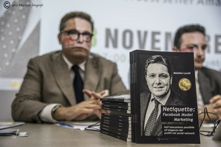 Il libro di Massimo Lucidi. <span>Foto Gino Marzano</span>