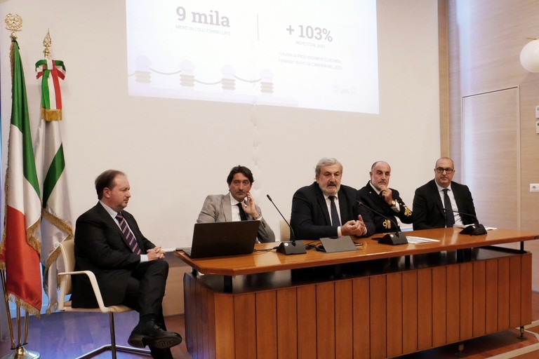 Conferenza stampa porti di Puglia
