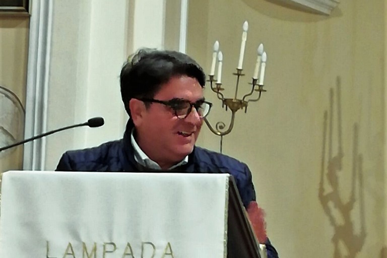 Nicola De Matteo declama i suoi versi