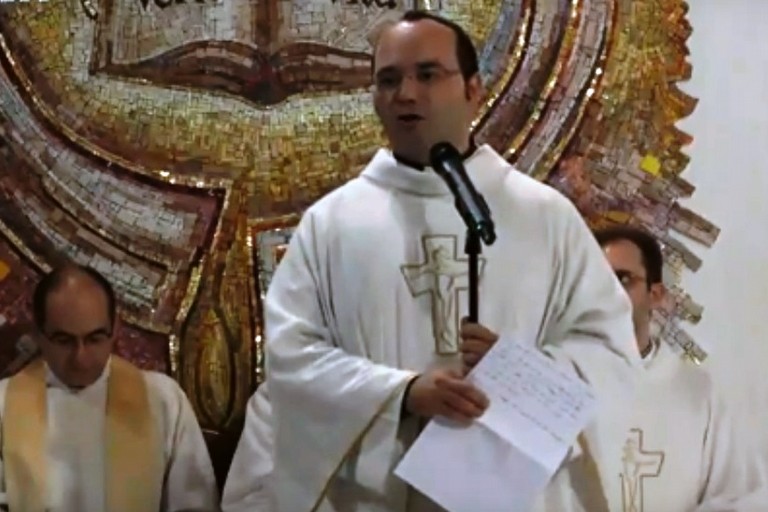 don Luigi Caravella. <span>Foto Depergola TV</span>