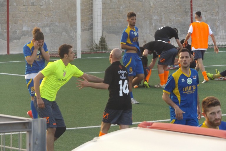 Le lacrime del Giovinazzo Calcio