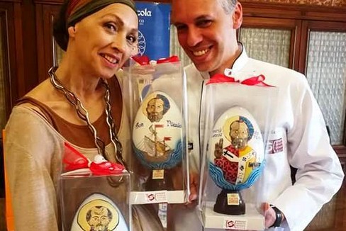 Elisa Barucchieri e...le uova di Nicola Giotti