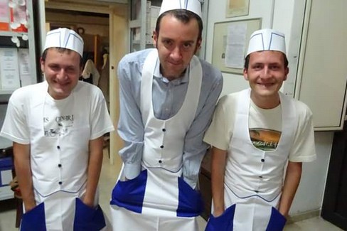 Socialmente autonomi e bravi in cucina
