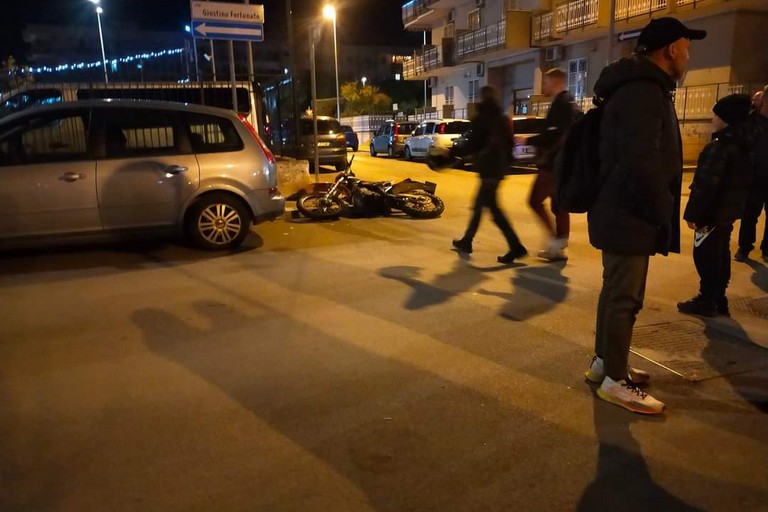 L'incidente stradale avvenuto in via Marinelli