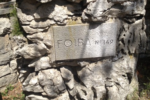 L'ingresso di una foiba