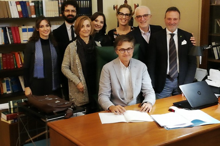 I membri della fondazione dal notaio