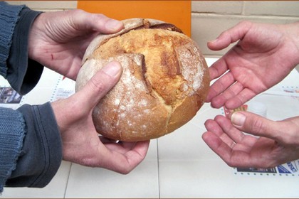 Raccolta alimentare dai Frati Cappuccini