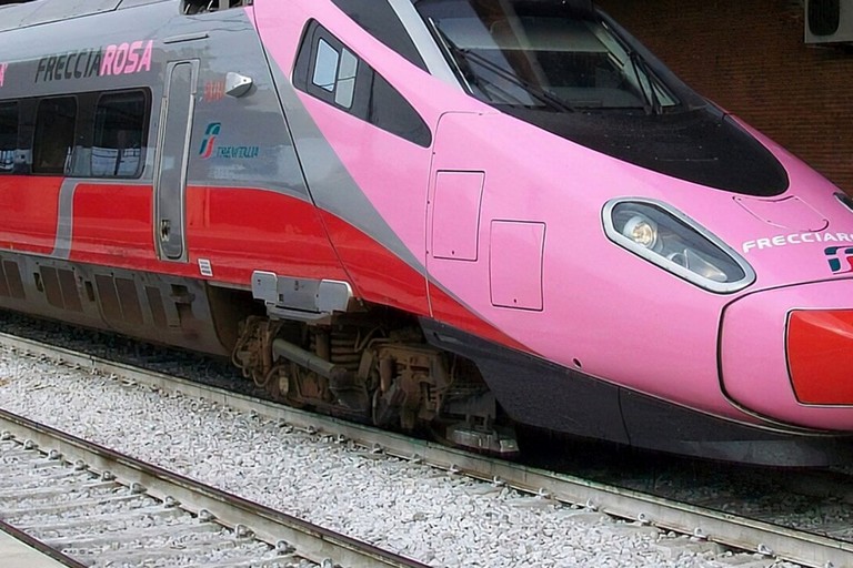 Frecciarosa contro il tumore al seno