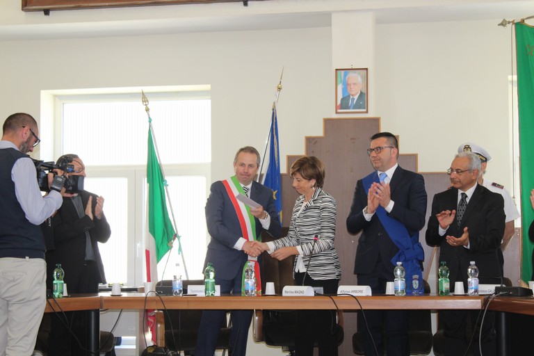 Giovinazzo diventa Città. <span>Foto Gianluca Battista</span>