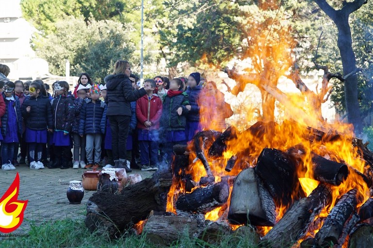 I bambini, le scuole e la festa di Sant'Antonio Abate