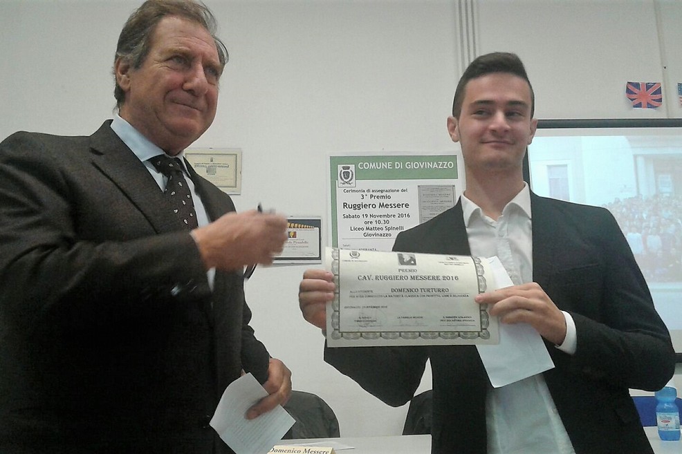 Domenico Turturro viene premiato. <span>Foto Gabriella Serrone</span>