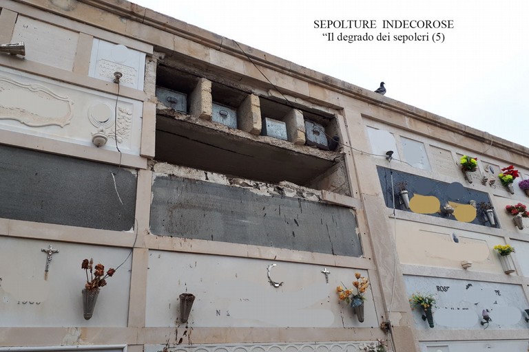 Sepolture indecorose. <span>Foto PVA</span>