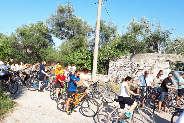 Tutti in bici per casali. <span>Foto Rino Labombarda</span>