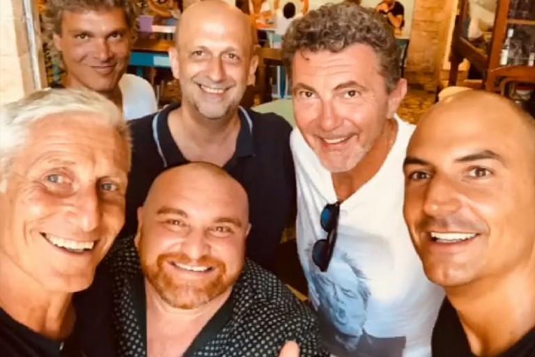 Generazione di fenomeni all'osteria Scvnazz